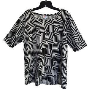 LulaRoe GIGI Top Black & White Elbow Length Sleeves Size 2XL